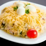 Vistas aknu salāti ar sēnēm, olām un sieru: recepte svētku galdam vistas-aknu-salati-ar-senem-olam-un-sieru-recepte-svetku.webp.webp